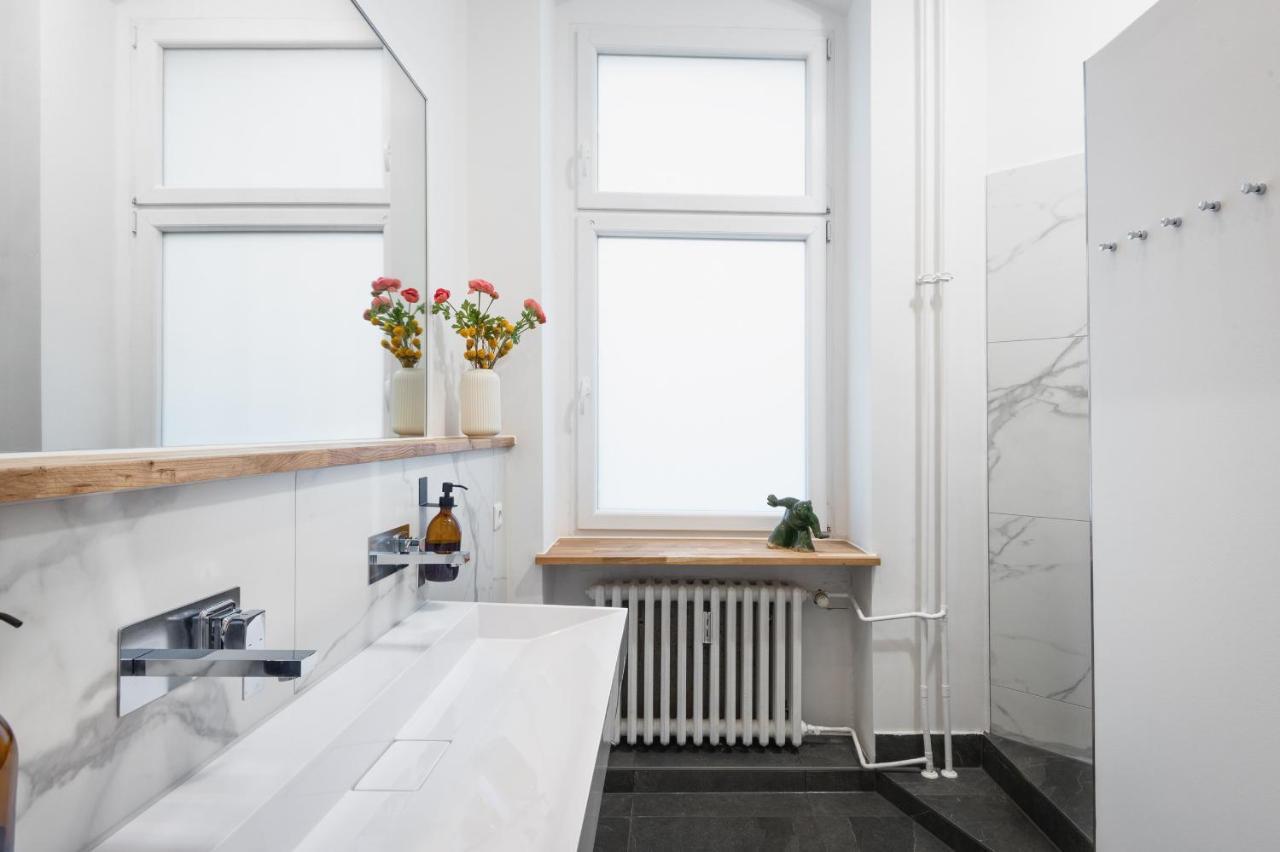 Riesiges Apartment Nahe Kudamm Sehr Schoner Altbau 123M2 Gross 12 Gaste 베를린 외부 사진