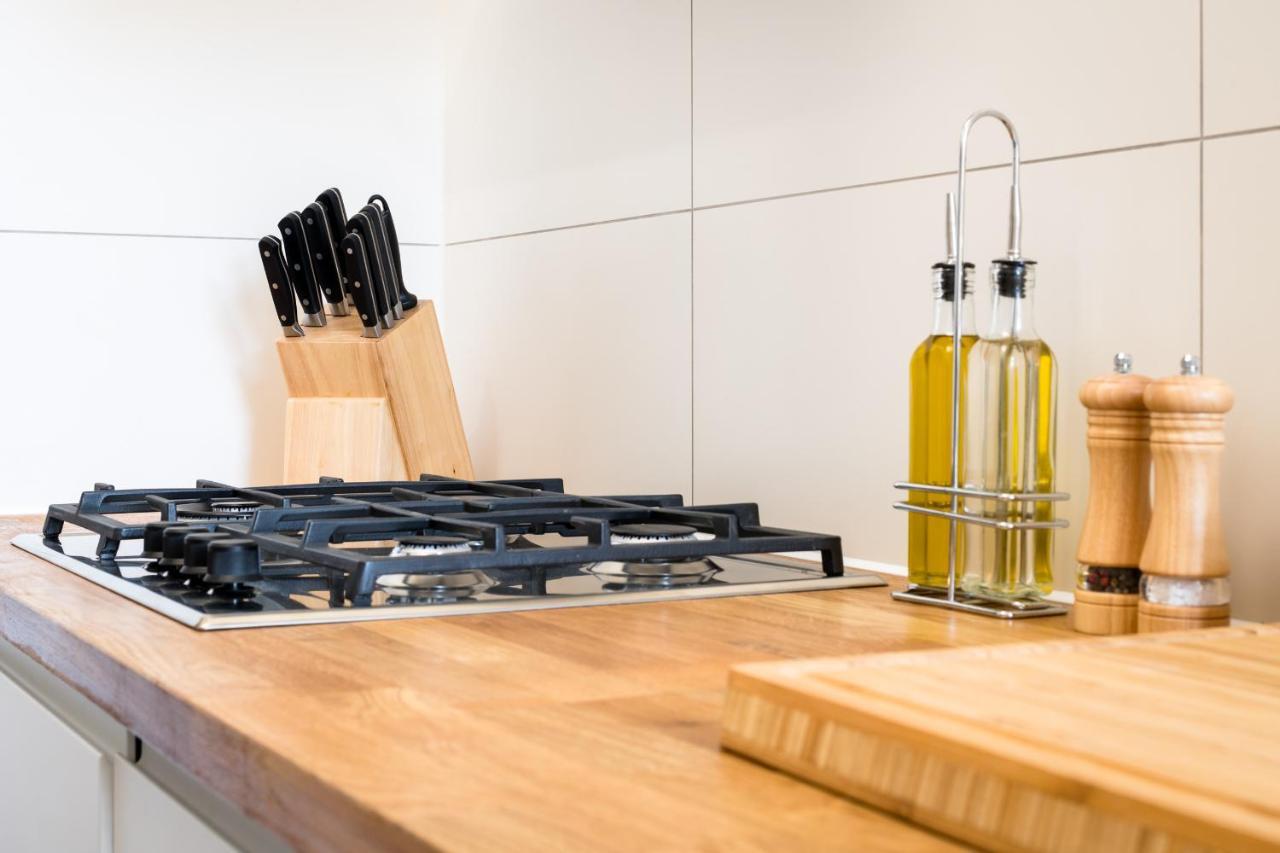 Riesiges Apartment Nahe Kudamm Sehr Schoner Altbau 123M2 Gross 12 Gaste 베를린 외부 사진